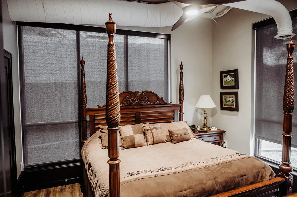 275 Limestone Lexington KY 40508