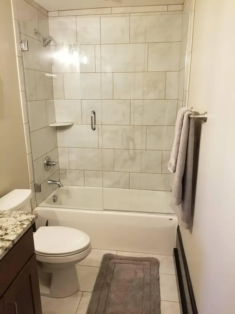 275 Limestone Lexington KY 40508