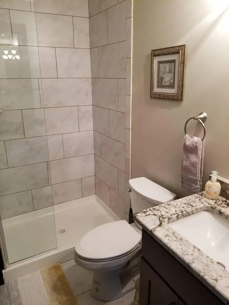 275 Limestone Lexington KY 40508