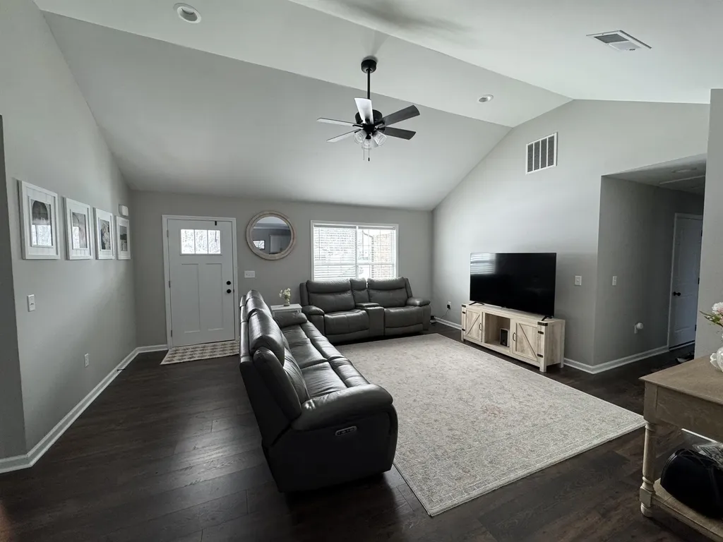 124 Olive Branch Drive Richmond KY 40475