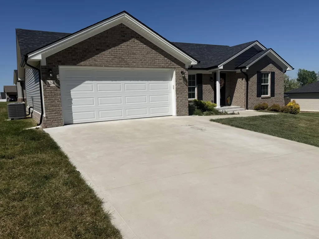 124 Olive Branch Drive Richmond KY 40475