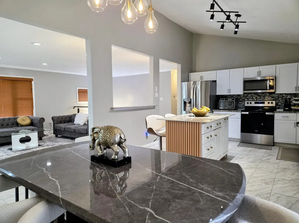 3829 Gladman Way Lexington KY 40514