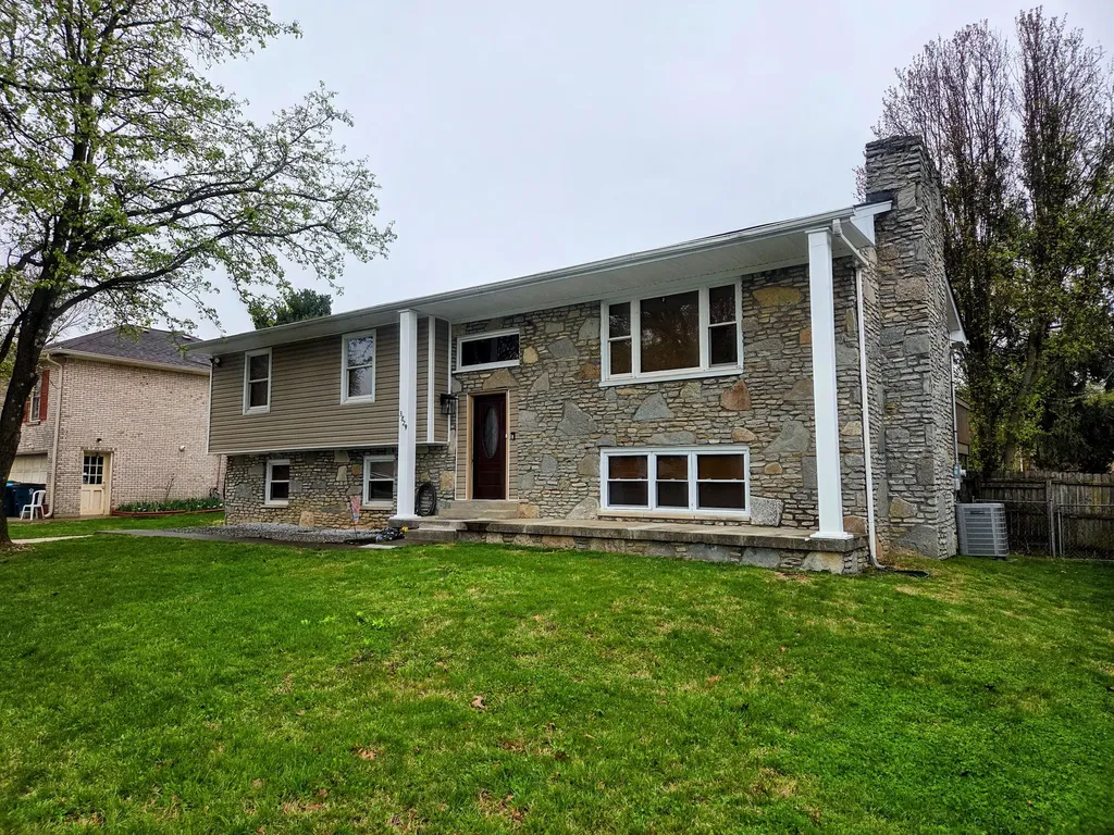 3829 Gladman Way Lexington KY 40514
