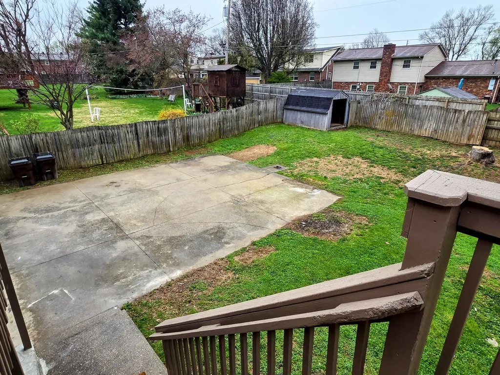 3829 Gladman Way Lexington KY 40514