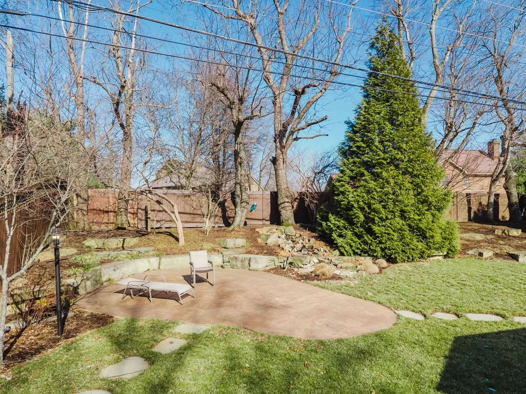 2009 Bamboo Drive Lexington KY 40513