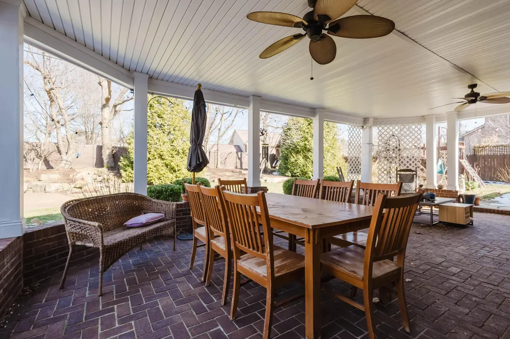 2009 Bamboo Drive Lexington KY 40513