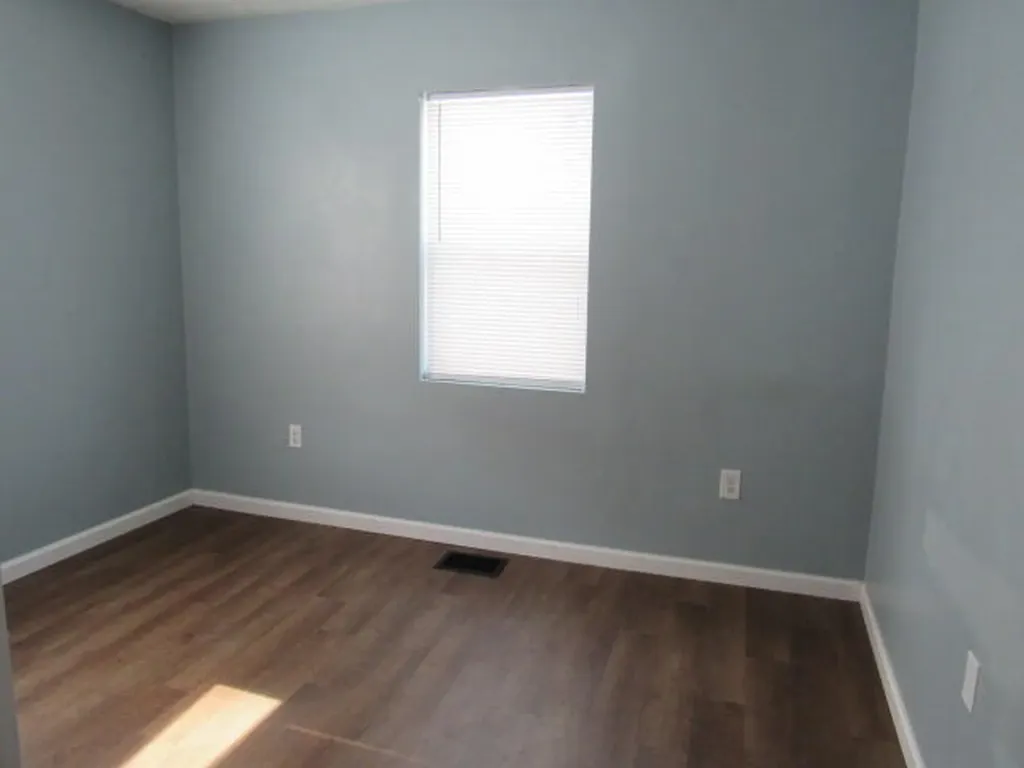 410 E Locust Street Mt Sterling KY 40353