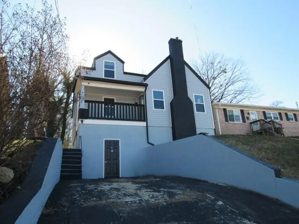 410 E Locust Street Mt Sterling KY 40353