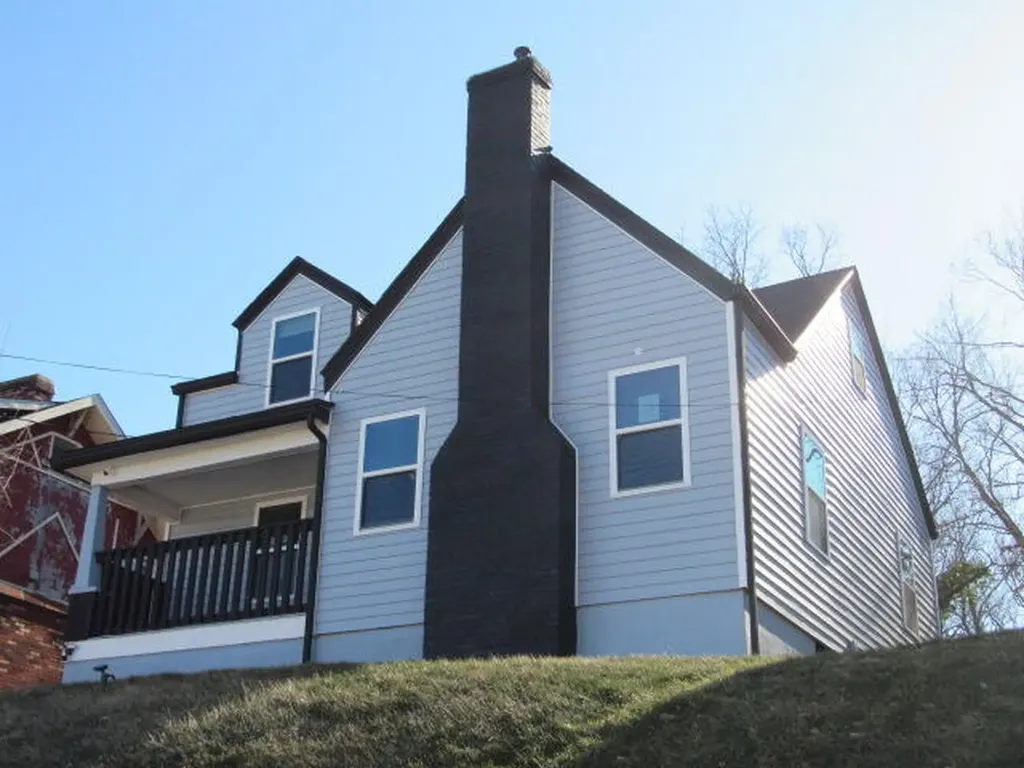 410 E Locust Street Mt Sterling KY 40353