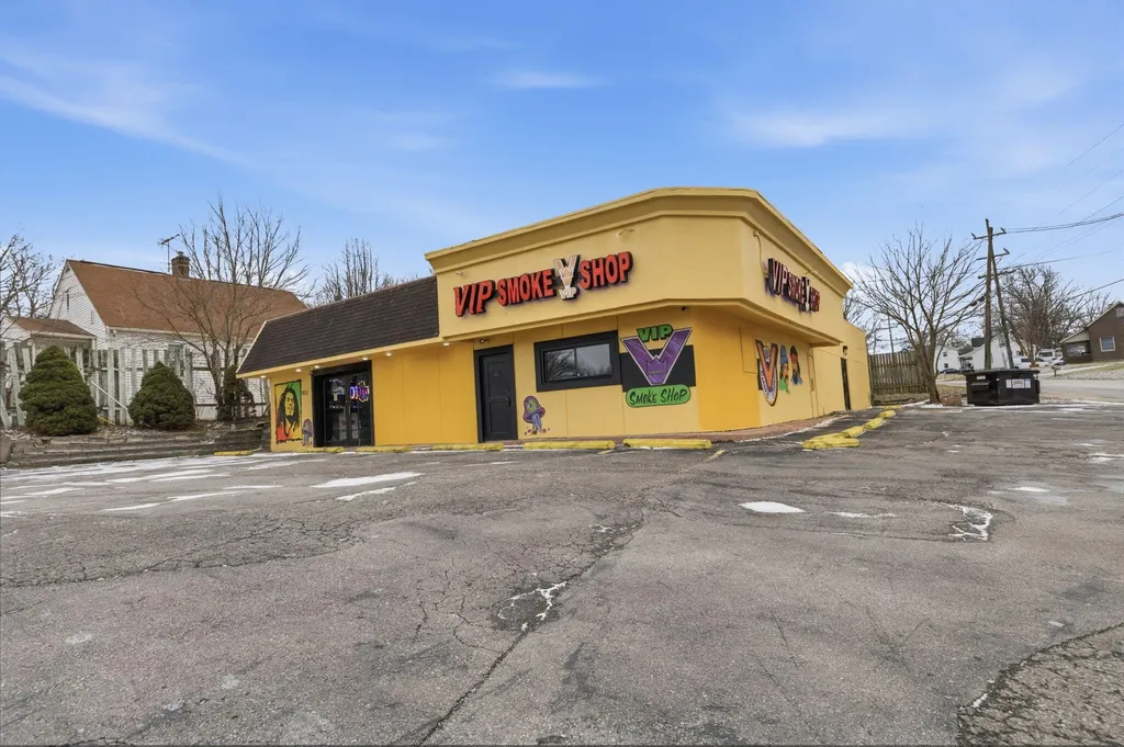 1933 Petersburg Road Hebron KY 41048