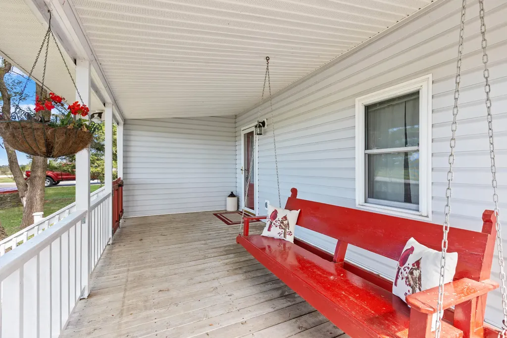 2613 Pine Grove Road Paris KY 40361