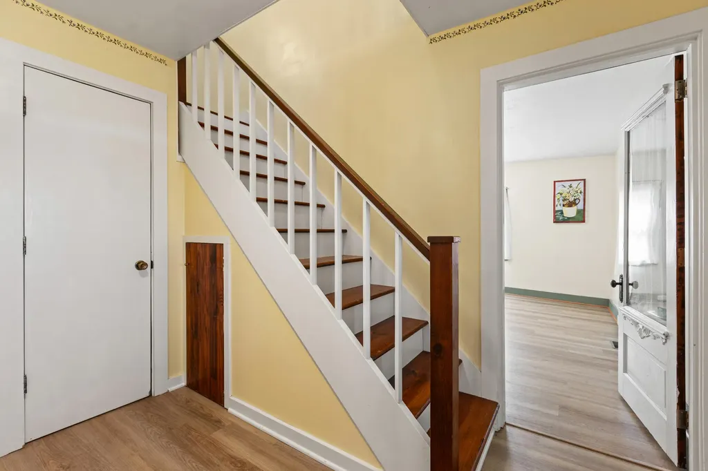 2613 Pine Grove Road Paris KY 40361