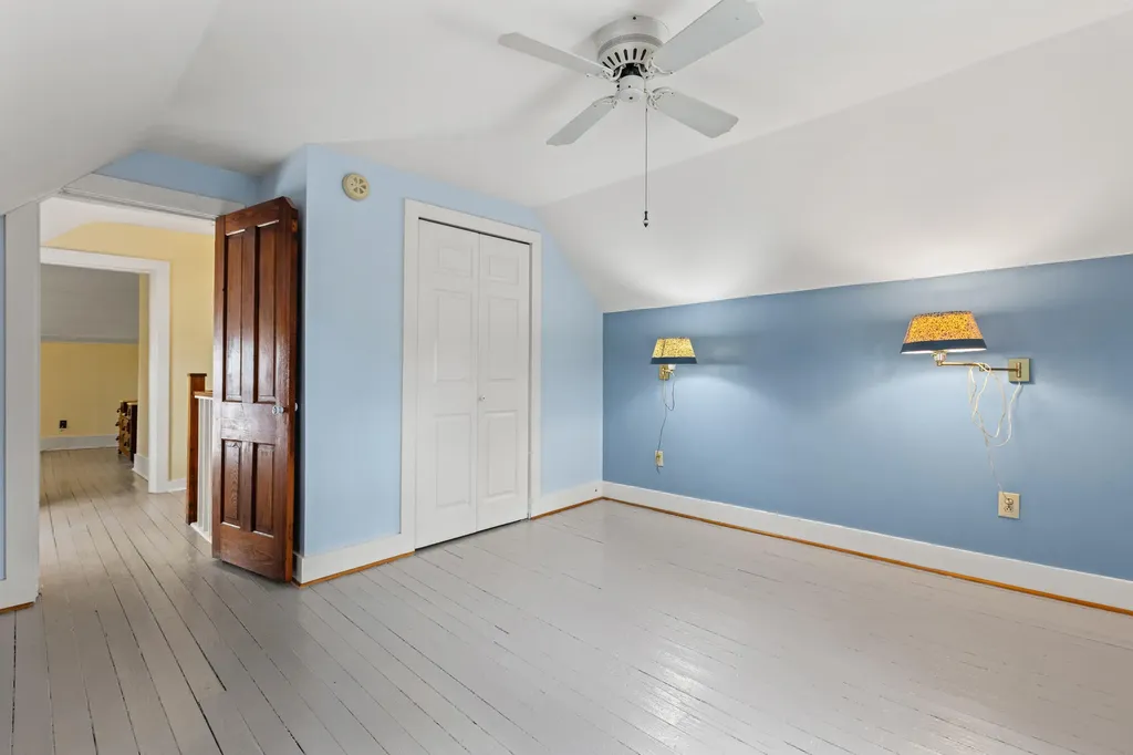 2613 Pine Grove Road Paris KY 40361