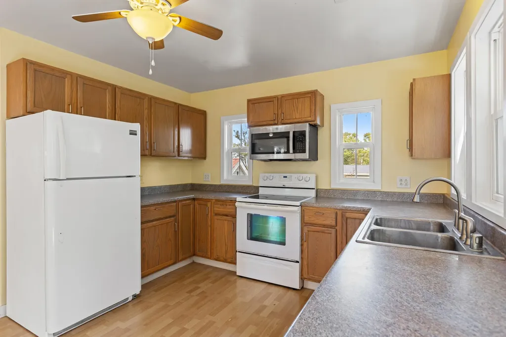 2613 Pine Grove Road Paris KY 40361