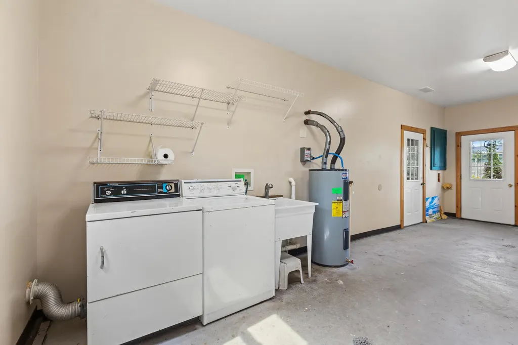 2613 Pine Grove Road Paris KY 40361