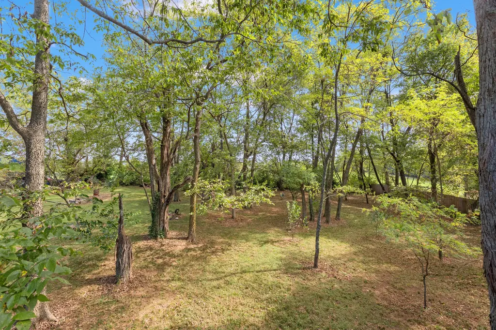 2613 Pine Grove Road Paris KY 40361