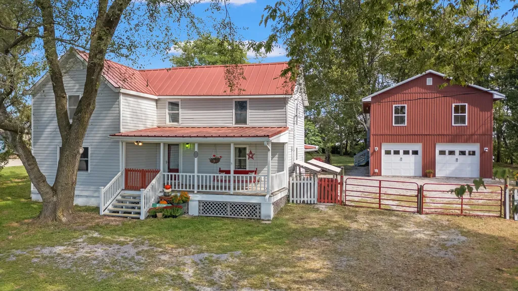 2613 Pine Grove Road Paris KY 40361
