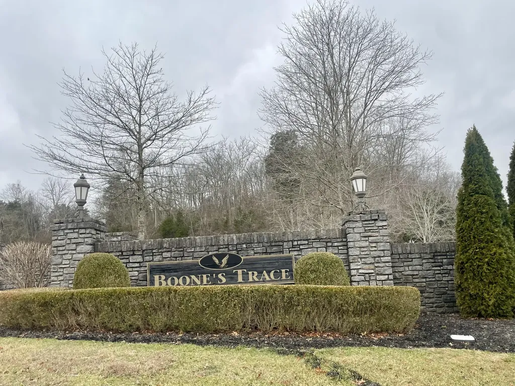 628 Persimmon Ridge Trail Richmond KY 40475