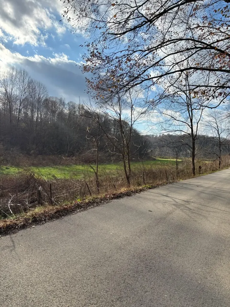 2647 Taylor School Road London KY 40741
