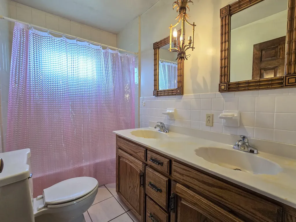553 Riverview Drive Liberty KY 42539