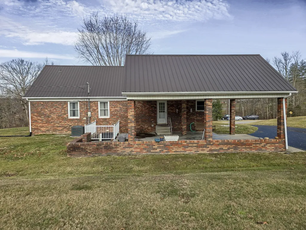 553 Riverview Drive Liberty KY 42539