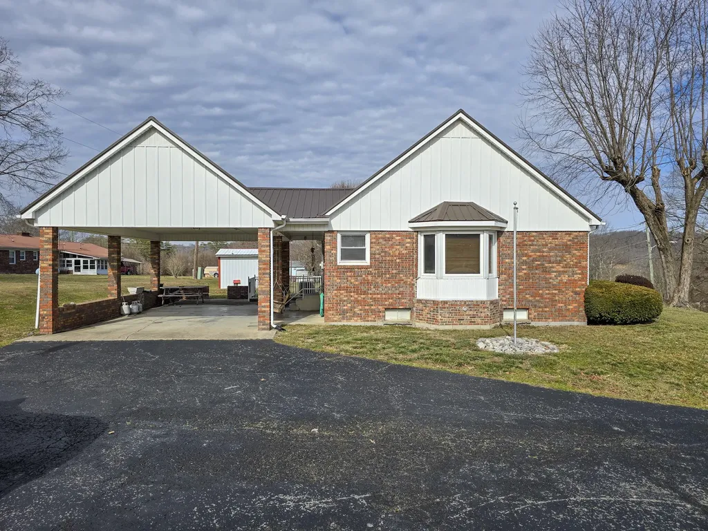 553 Riverview Drive Liberty KY 42539
