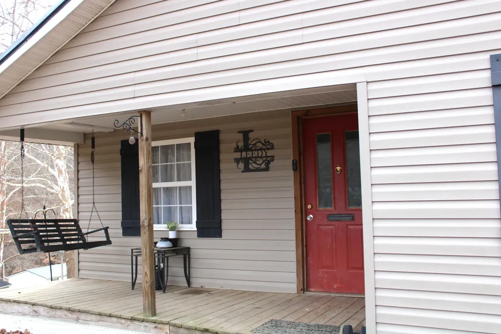 4539 Coon Creek Road Salyersville KY 41465