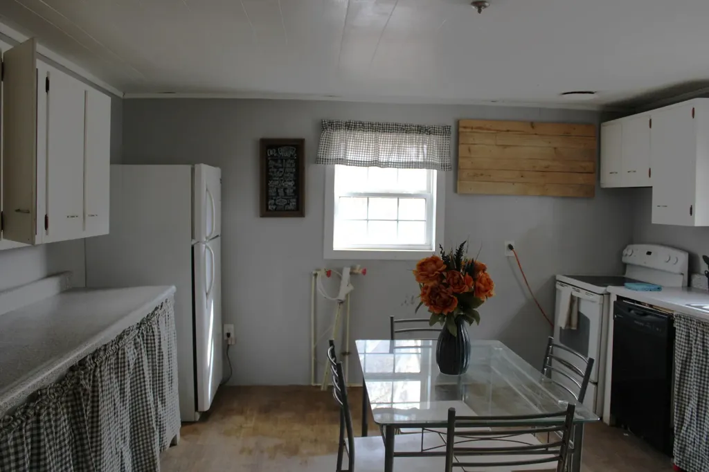 4539 Coon Creek Road Salyersville KY 41465