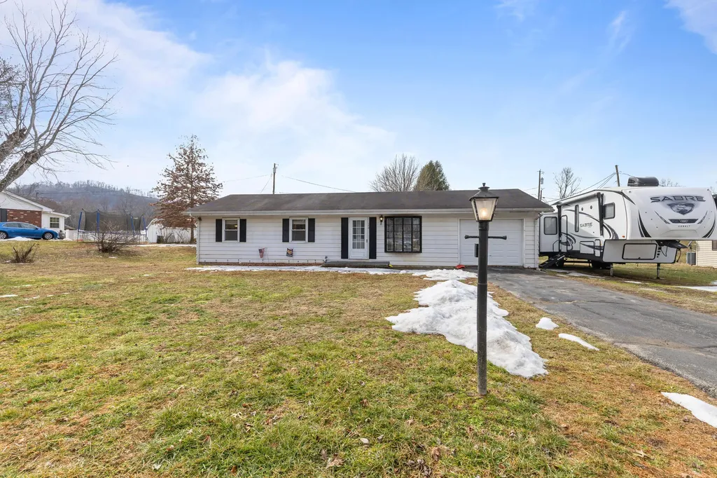 178 Indian Hills Circle Vanceburg KY 41179