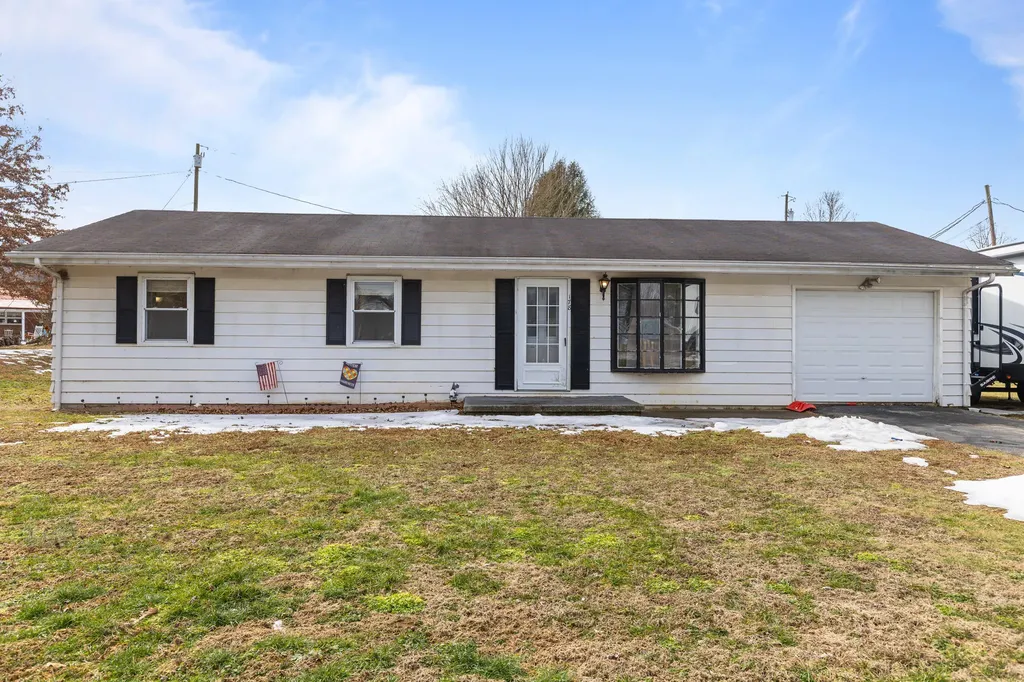 178 Indian Hills Circle Vanceburg KY 41179