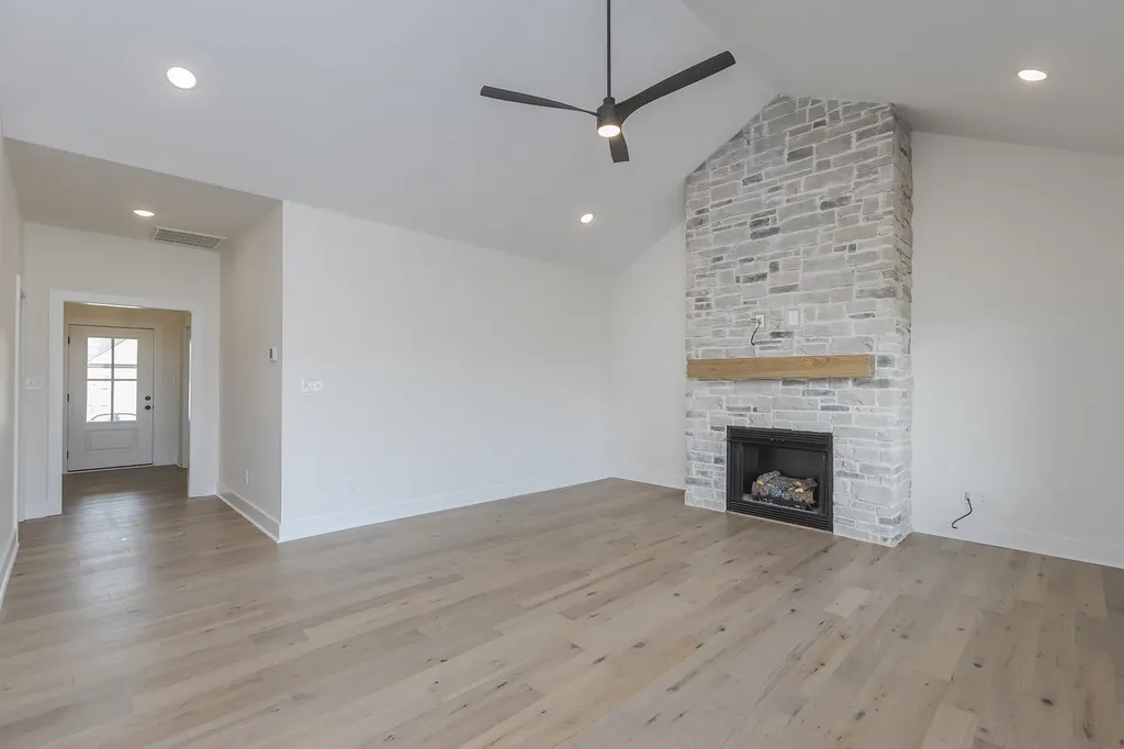 405 West Point Court Richmond KY 40475