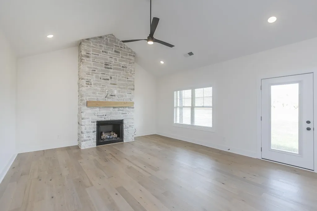 405 West Point Court Richmond KY 40475