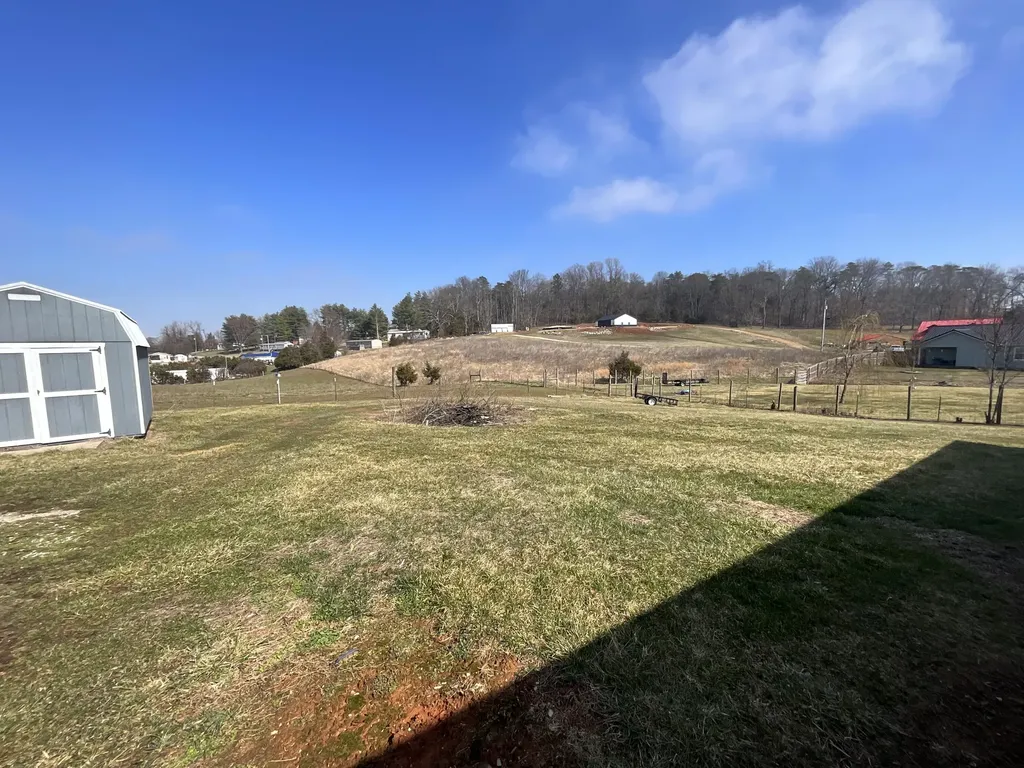 82 Coffee Tree Lane Somerset KY 42503