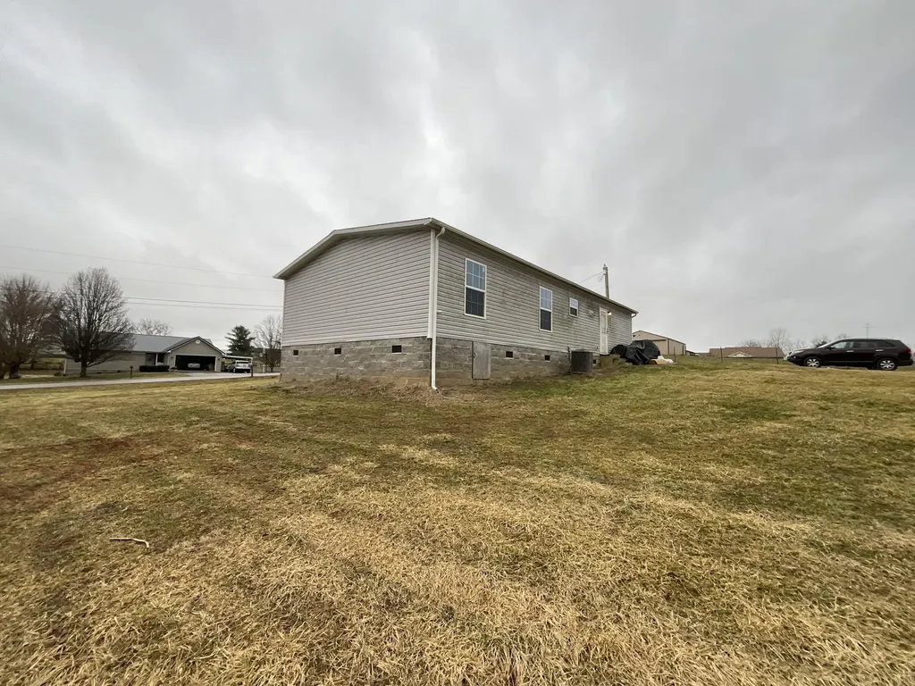 82 Coffee Tree Lane Somerset KY 42503