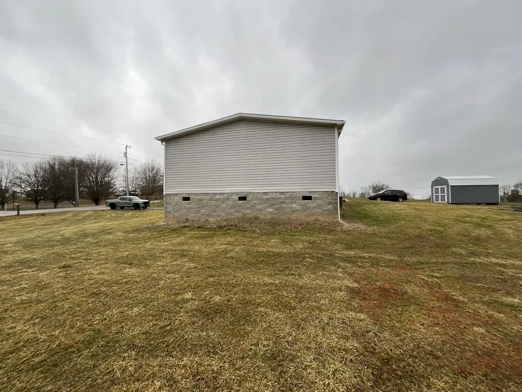 82 Coffee Tree Lane Somerset KY 42503