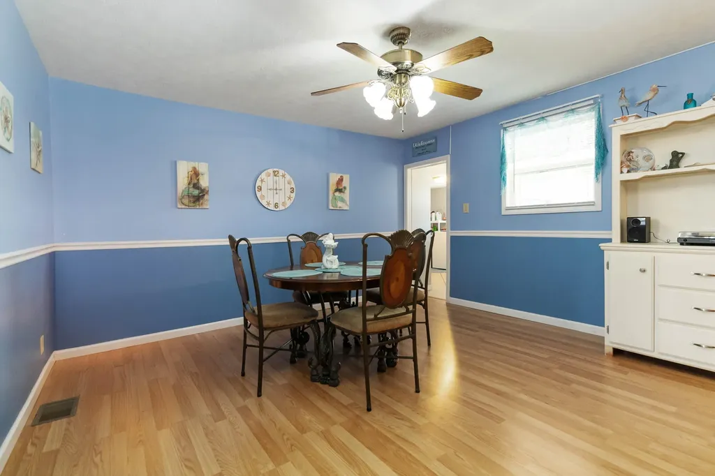 1015 Old Waitsboro Road Bronston KY 42518