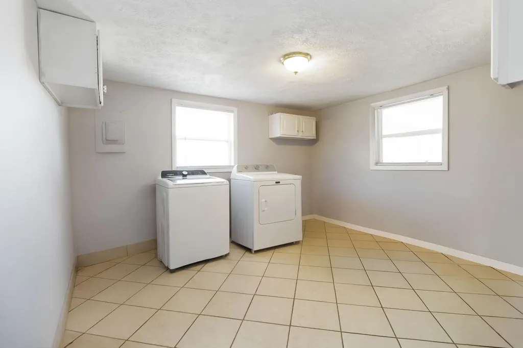 1015 Old Waitsboro Road Bronston KY 42518
