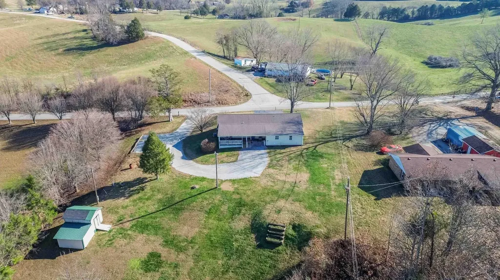 1015 Old Waitsboro Road Bronston KY 42518