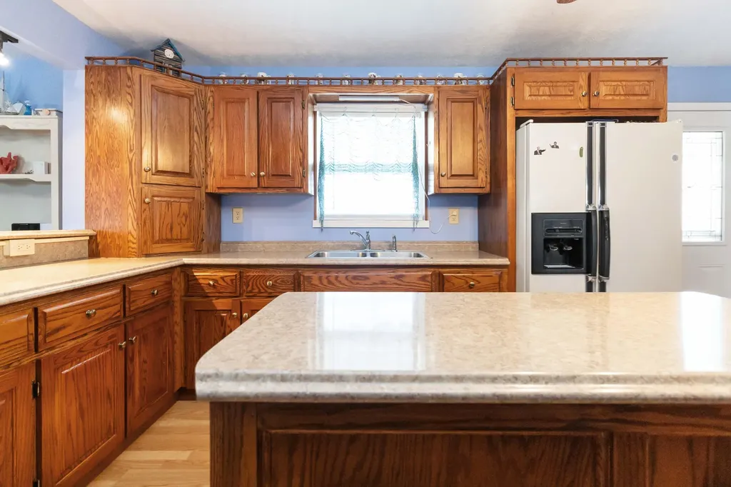 1015 Old Waitsboro Road Bronston KY 42518