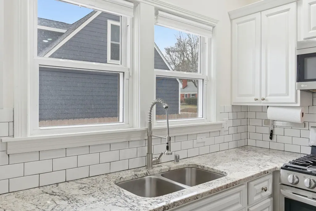 228 Bassett Avenue Lexington KY 40502