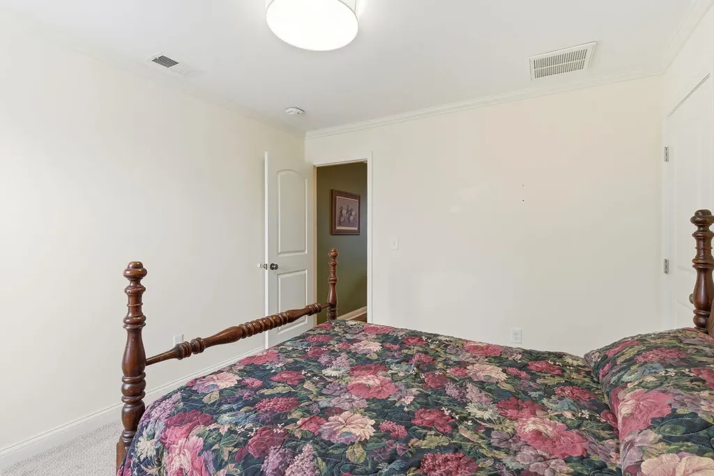 228 Bassett Avenue Lexington KY 40502