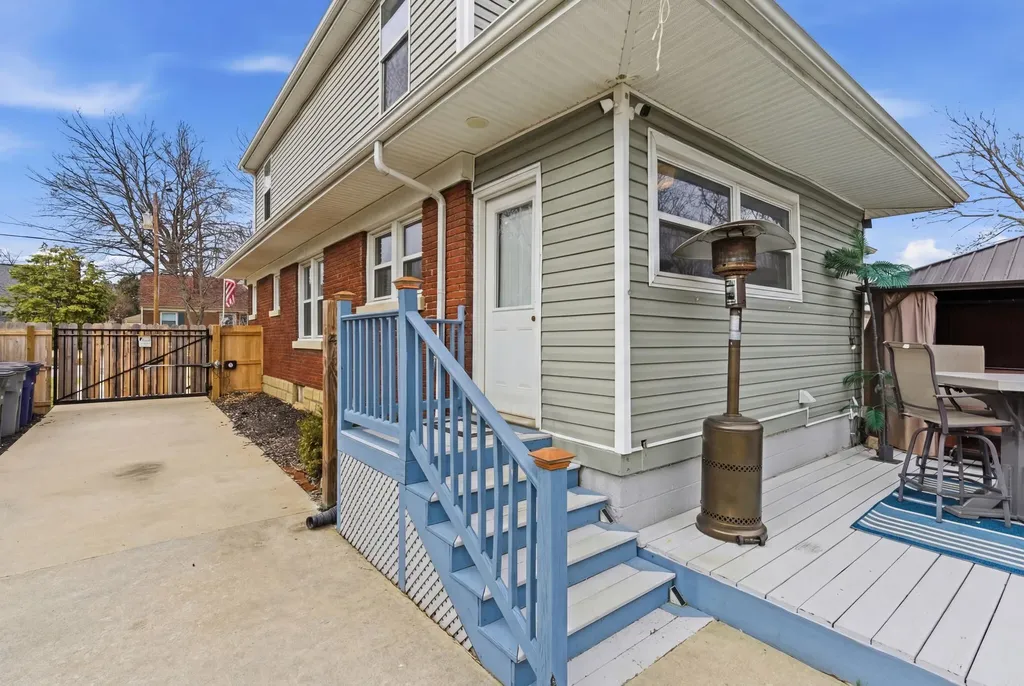228 Bassett Avenue Lexington KY 40502
