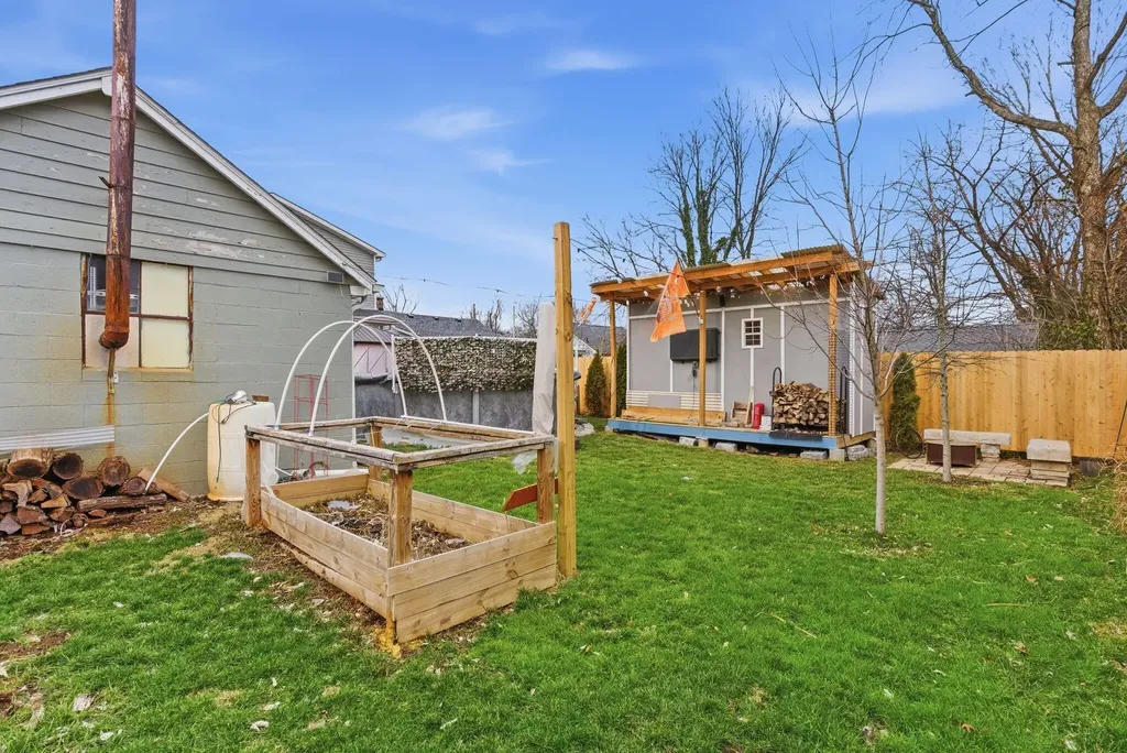 228 Bassett Avenue Lexington KY 40502