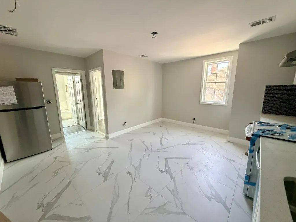 341 Grosvenor Avenue Lexington KY 40508
