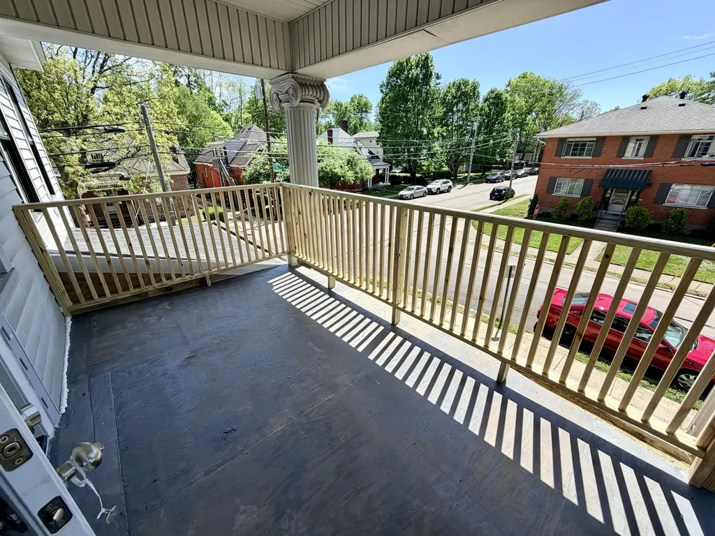 341 Grosvenor Avenue Lexington KY 40508