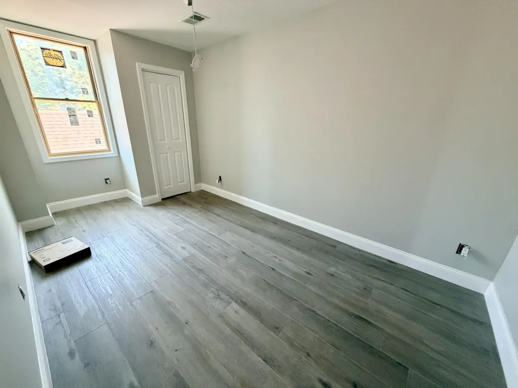 341 Grosvenor Avenue Lexington KY 40508