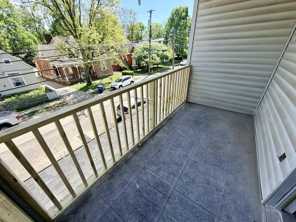 341 Grosvenor Avenue Lexington KY 40508