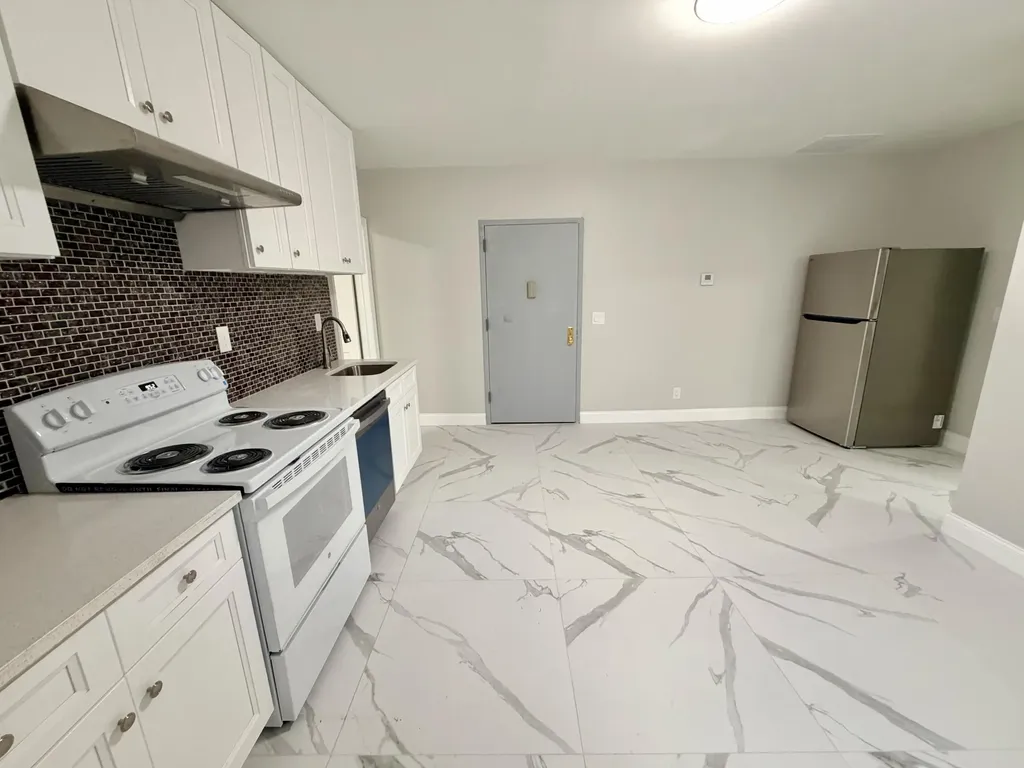 341 Grosvenor Avenue Lexington KY 40508