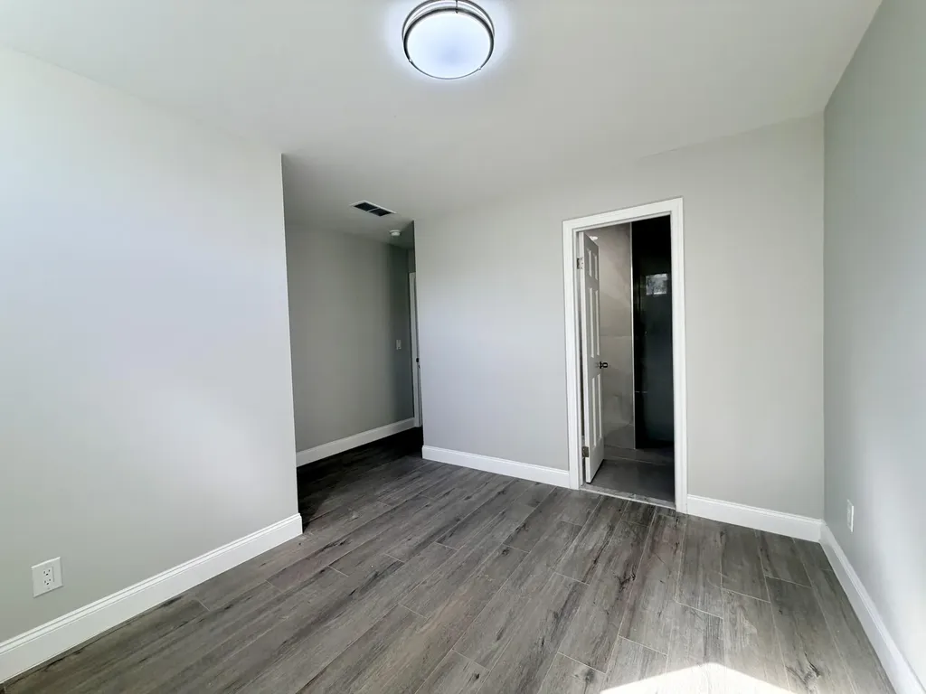 341 Grosvenor Avenue Lexington KY 40508