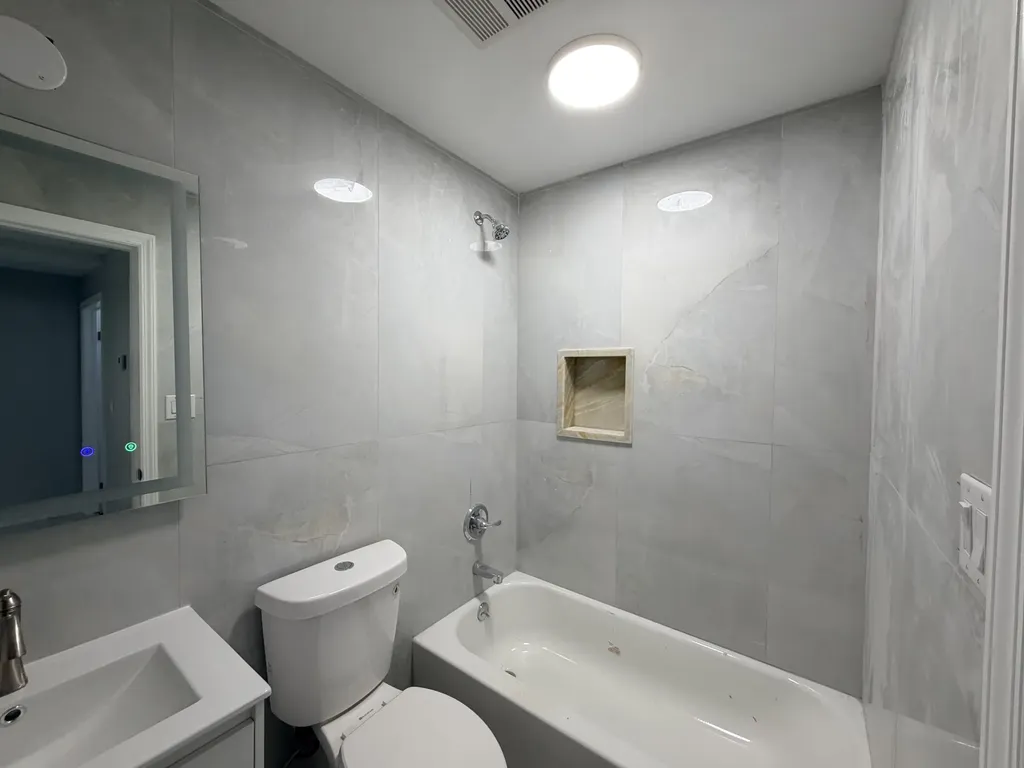 341 Grosvenor Avenue Lexington KY 40508